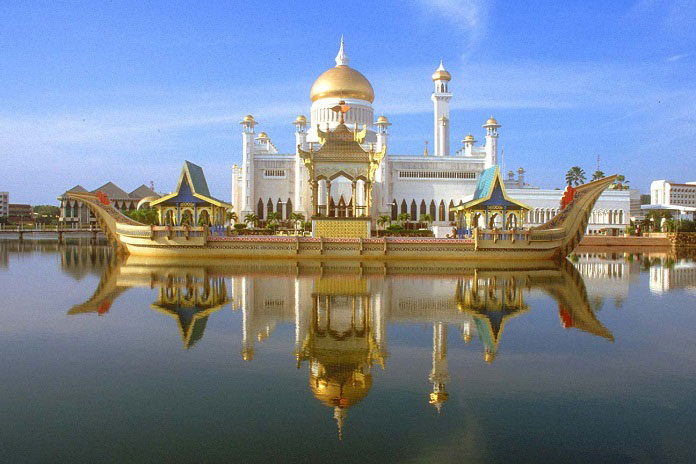 
Ảnh 18: Istana Nurul Iman Palace là ngôi nhà rộng nhất trên thế giới hiện nay
