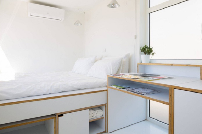 
Ảnh 4: Giường ngủ được thiết kế có nhiều ngăn để đựng đồ dùng bên trong
