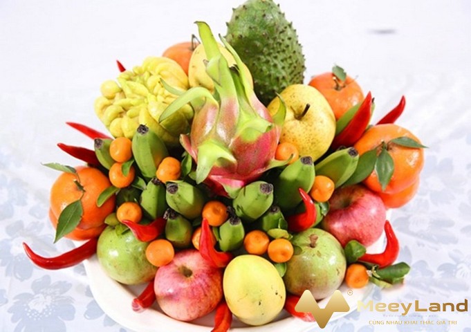 
Ảnh 3: Chuẩn bị mâm ngũ quả cúng nhà mới thuê (Nguồn: Internet)
