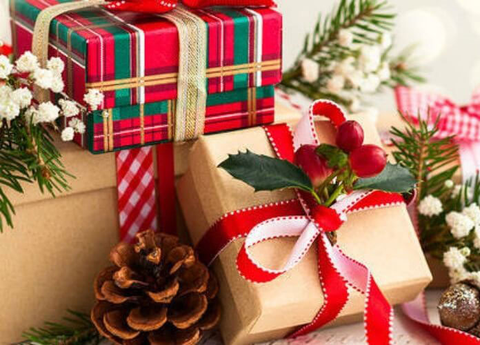 
Ảnh 19: Thiệp, hộp quà giáng sinh xinh xắn
