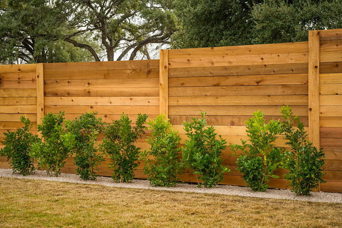 
Ảnh 15. Thiết kế hàng rào đẹp mang lại vẻ đẹp đơn giản và gần gũi
