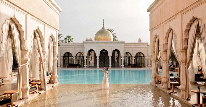 
Ảnh 4: Maroc có 41 phòng nghỉ xa hoa và khu bể bơi theo phong cách Hồi giáo
