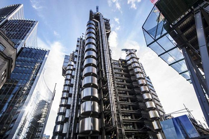  Ảnh 34: Tòa nhà Lloyd’s là một công trình kiến trúc mang tính biểu tượng và đặc trưng nhất trên đường chân trời Luân Đôn.