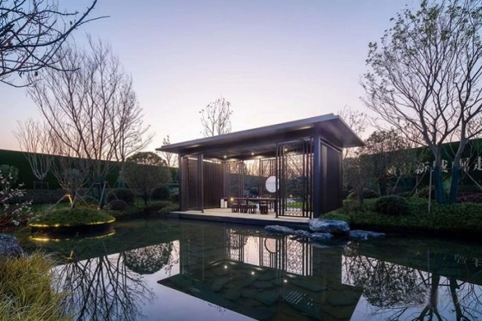 Ảnh 13: Chòi nghỉ sân vườn tứ giác