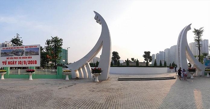 Ảnh 13: Công viên Thanh Xuân nổi bật với thiết kế hiện đại