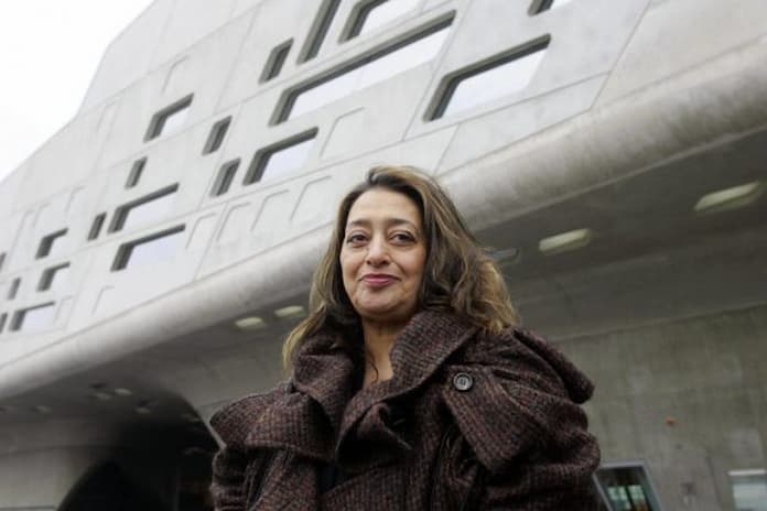 
Ảnh 16: Zaha Hadid - Nữ kiến trúc sư vĩ đại người Anh gốc Irac
