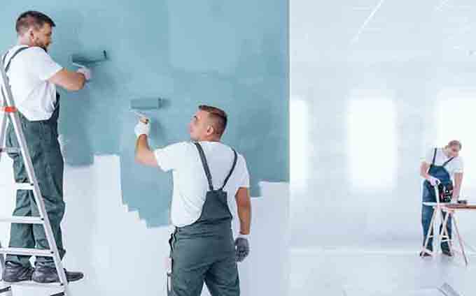 
Ảnh 6: Lăn sơn lót cho tường
