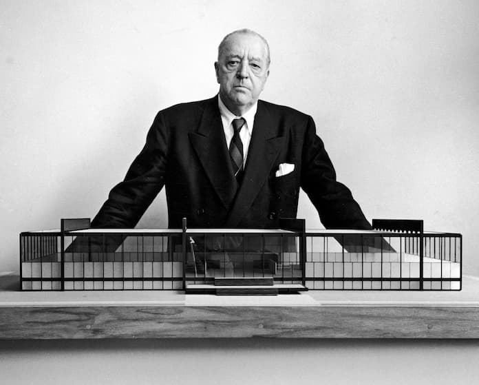 
Ảnh 23: Ludwig Mies van der Rohe - Kiến trúc sư người Mỹ gốc Đức
