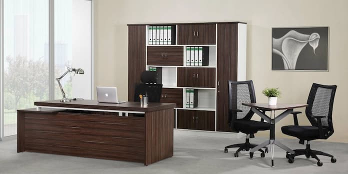  Ảnh 18: Phòng làm việc Giám đốc tuy có diện tích nhỏ nhưng cũng có thể tối ưu, ăn gian cảm giác không gian lớn cho văn phòng