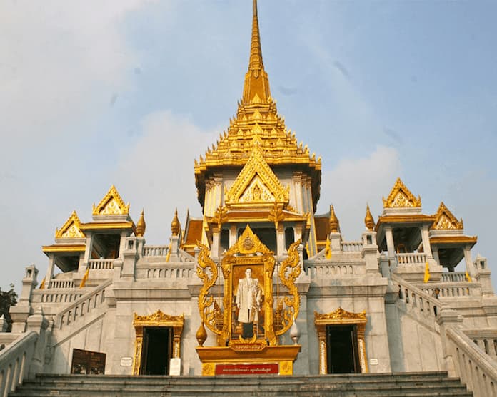 
Ảnh 1: Chùa Wat Phra Kaew có kiến trúc tinh xảo, đồ sộ
