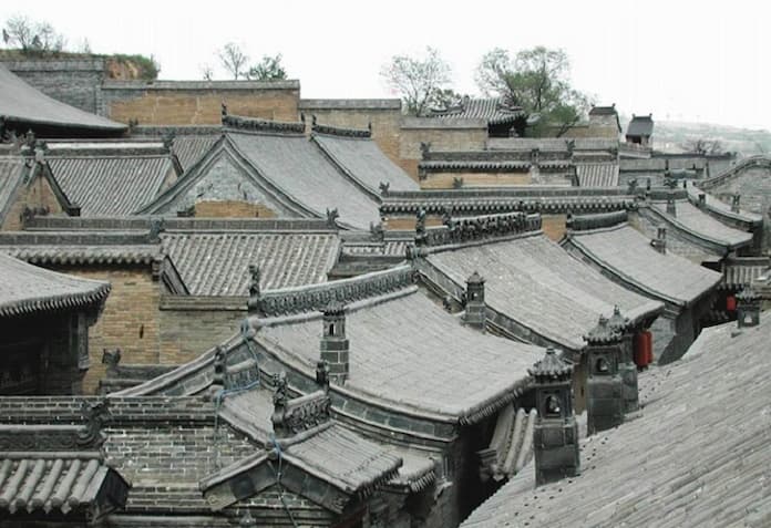 
Ảnh 12: Kiến trúc mái nhà cổ tại thành cổ Bình Dao
