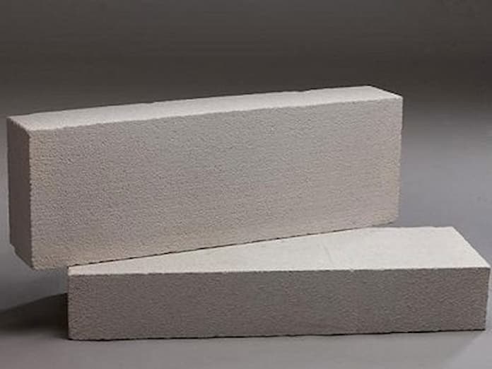 Ảnh 6: Với trọng lượng rất nhẹ, giá thành khá thấp nên mẫu gach này đang được nhiều người sử dụng