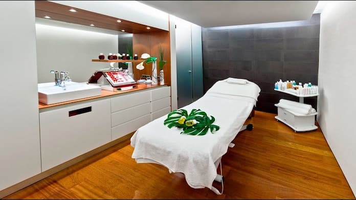  Ảnh 13: Phòng massage được thiết kế mang hơi hướng cổ điển được khá nhiều người sử dụng