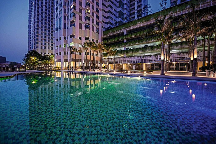 Khung cảnh bờ hồ sang trọng chỉ có tại chung cư cao cấp ở Hà Nội