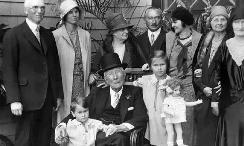  Gia đình của tỷ phú John D. Rockefeller