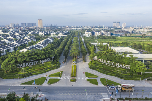
Nằm trên trục đường Lê Trọng Tấn được cho là cửa ngõ đẹp nhất phía Tây thủ đô
