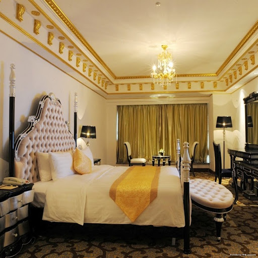 
Phòng Royal Suite Room
