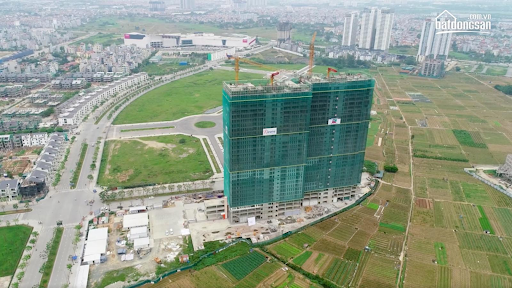 
Tiến độ thi công của dự án đã vượt tiến độ gần 2 tháng hứa hẹn một ngày cất nóc gần nhất.
