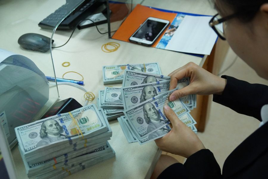 USD giảm khi FED công bố kế hoạch giảm lãi suất