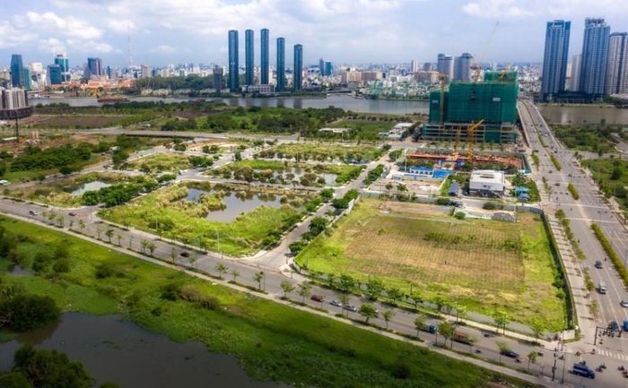 Phiên đấu giá đất kỷ lục tại Thủ Thiêm.