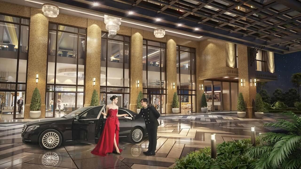 Sảnh vào rộng rãi, xe đón tặn cửa