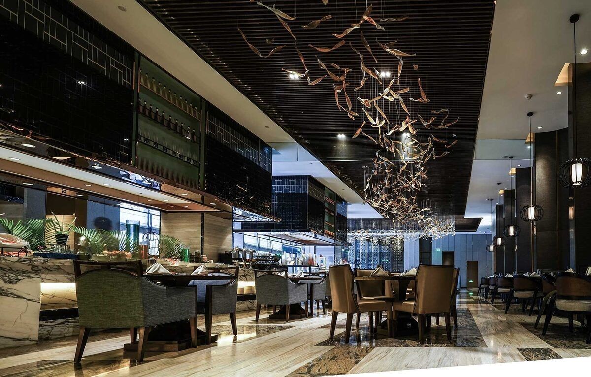 Các nhà hàng, cafe, bar đều được dự án cung cấp
