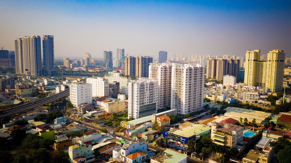 
Colliers Việt Nam cũng cho biết, bất động sản là một trong những ngành chịu ảnh hưởng nặng nề nhất của đại dịch sau 3 tháng cách ly
