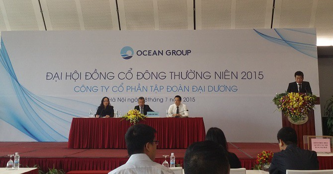 

Họp cổ đông thường niên của Ocean Group vào năm 2015
