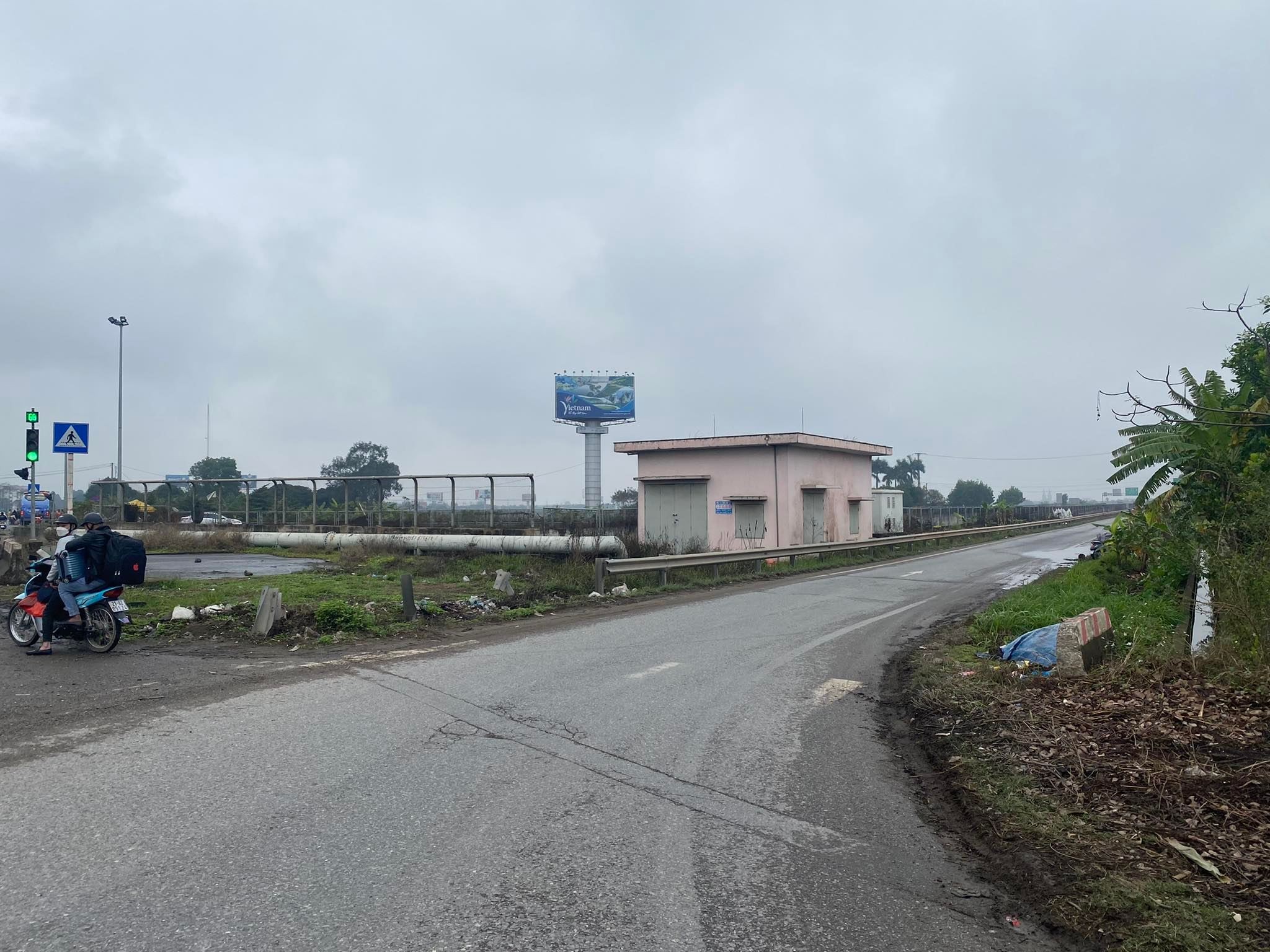 
Đoạn nối đi quốc lộ 18 cũng là khu vực dự kiến triển khai điểm đầu tuyến đường vành đai 4 Hà Nội
