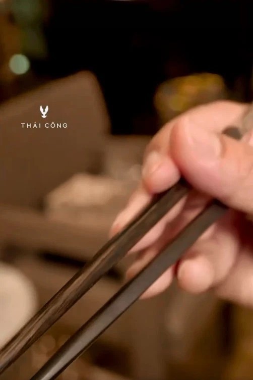 Những nội thất sang chảnh, đắt đỏ làm nên đẳng cấp thượng lưu của NTK Quách Thái Công - ảnh 6