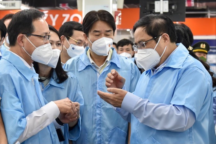 
Thủ tướng tham quan nhà máy Samsung Thái Nguyên
