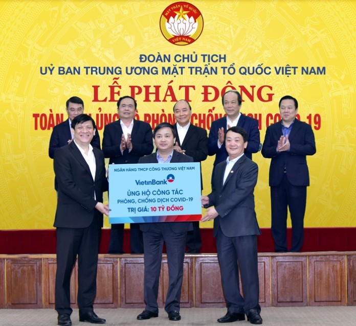 
Thực hiện tốt trách nhiệm với cộng đồng, xã hội là trách nhiệm, vai trò, vinh dự và là niềm tự hào của VietinBank
