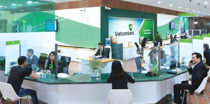 Quầy giao dịch tại ngân hàng Vietcombank