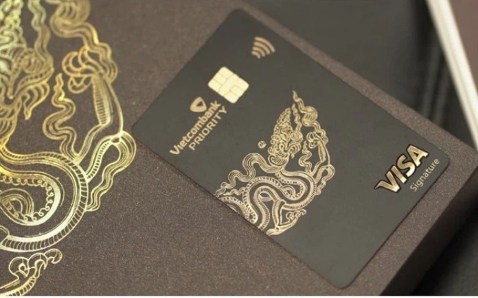 Thẻ tín dụng Vietcombank Visa Signature