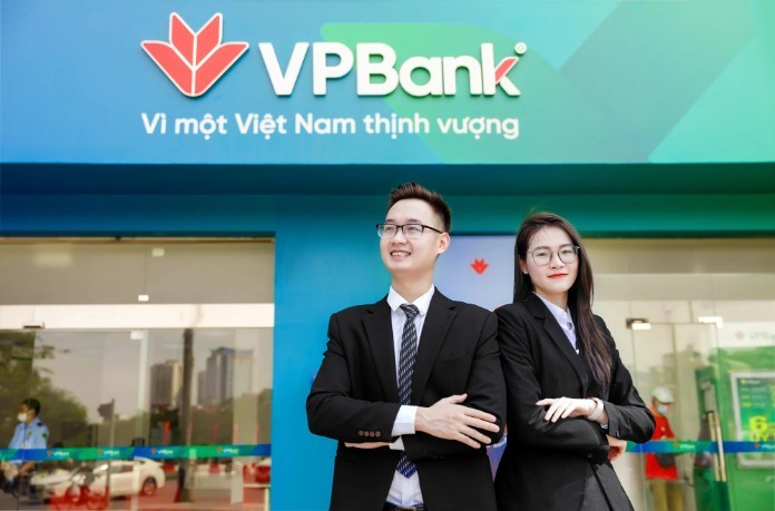 
Một trong những giá trị cốt lõi của VPBank là: “Khách hàng luôn là trọng tâm”
