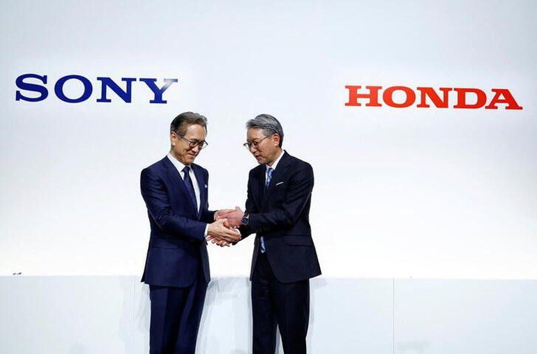 
Cái bắt tay làm nên lịch sử giữa Sony và Honda
