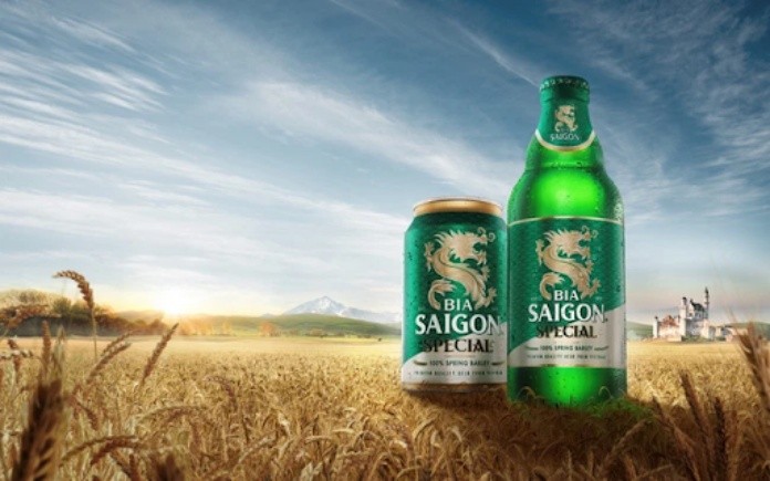 
Bia Sài Gòn special với màu xanh đặc trưng
