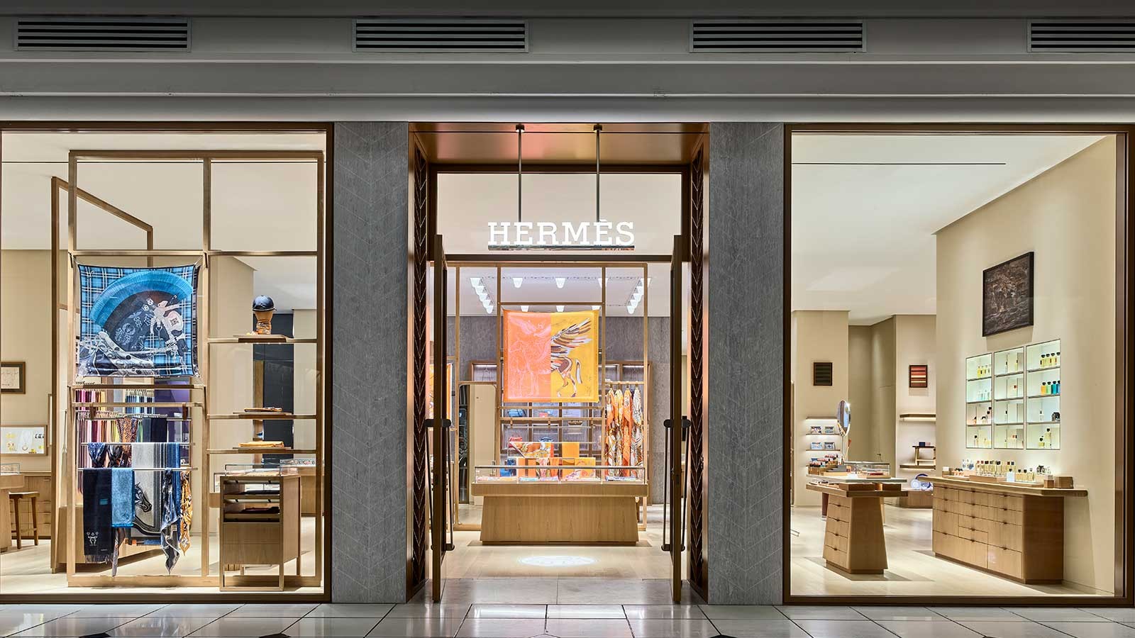 Bất chấp đại dịch, doanh thu của thương hiệu xa xỉ Hermès tăng trưởng mạnh - ảnh 3