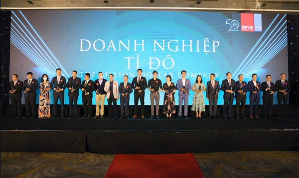 
BECAMEX IJC nhận giải thưởng Top 50 công ty kinh doanh hiệu quả nhất Việt Nam

