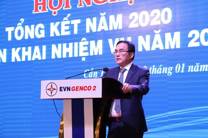 
Chủ tịch Hội đồng công ty EVNGENCO 2 chỉ đạo tại các hội nghị
