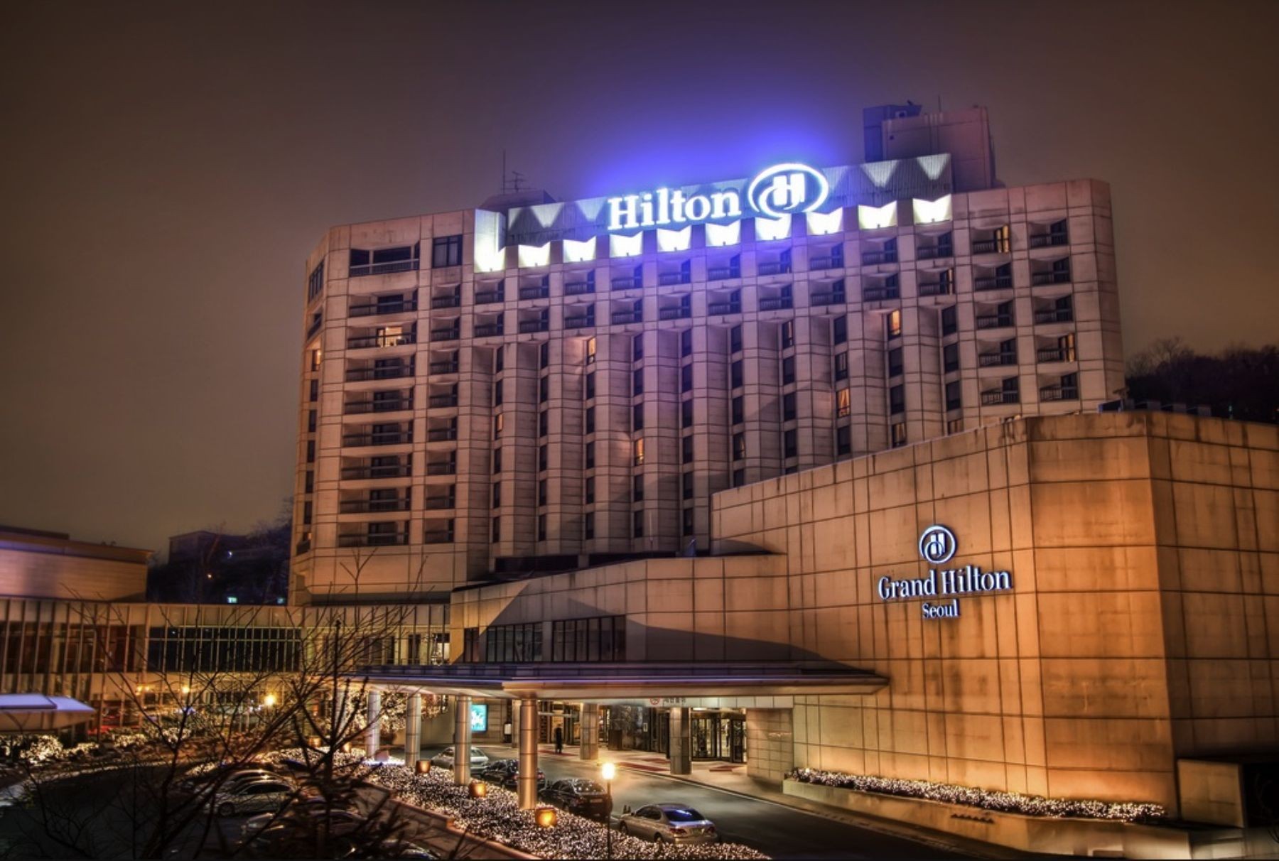 Những khách sạn lớn quyết bám trụ tại Nga sau hàng loạt các lệnh trừng phạt - ảnh 3
