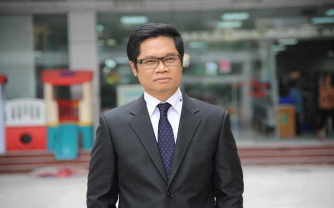
TS. Vũ Tiến Lộc, Đại biểu Quốc hội, Chủ tịch Trung tâm Trọng tài Quốc tế Việt Nam (VIAC)
