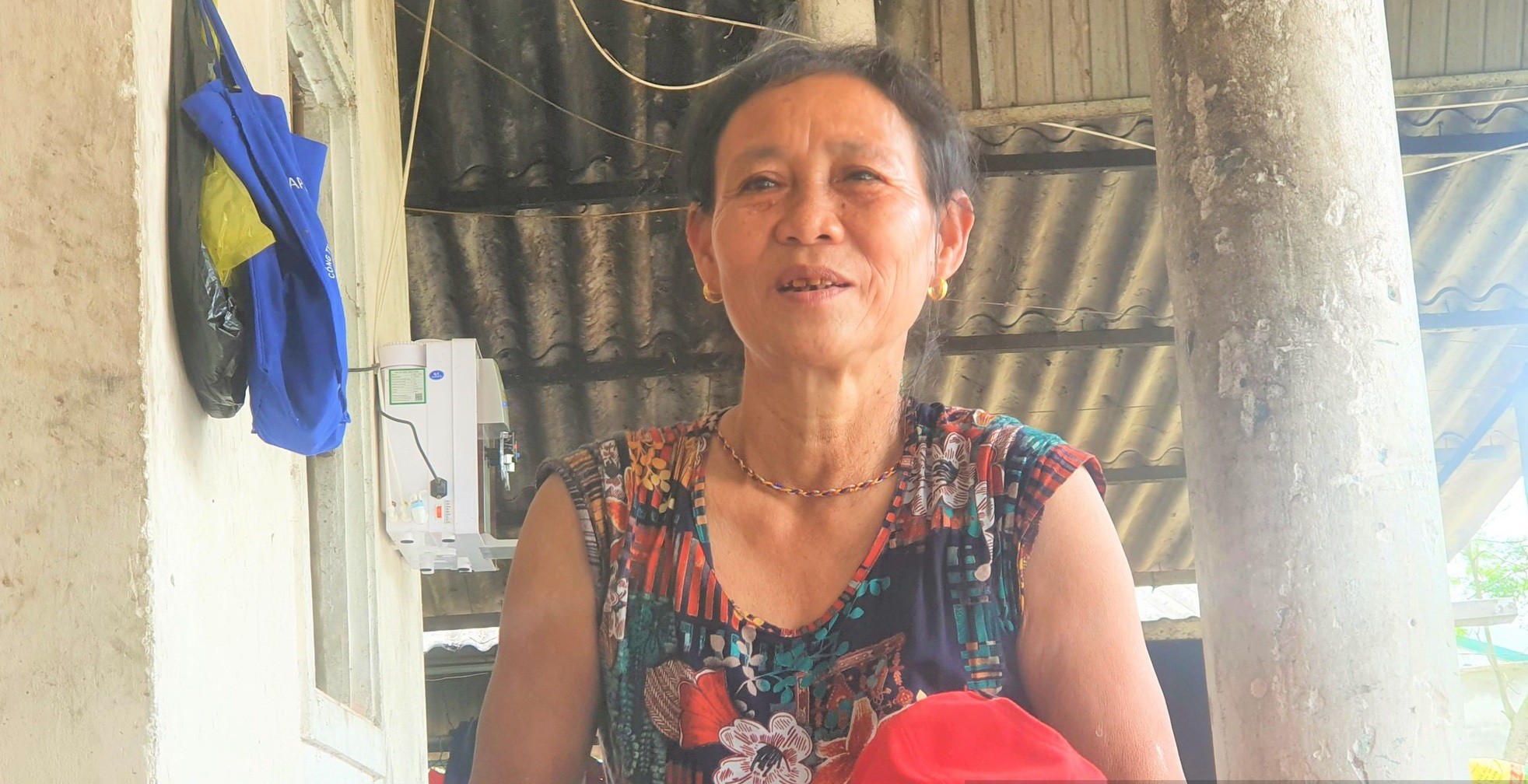 
Bà Trần Thị Ước (trú tại thôn Phú Hoà, xã Yên Hoà, huyện Cẩm Xuyên, tỉnh Hà Tĩnh) không thể tin nổi, đất nông thôn lại tăng nhanh như vậy
