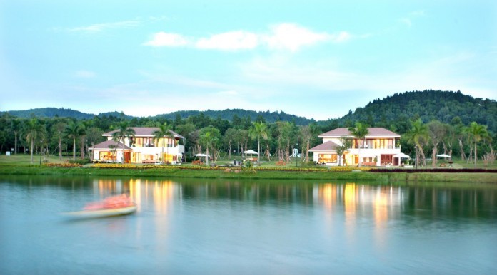 
Đại Lải resort nhìn từ xa
