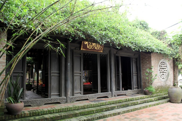 
Nhà cổ Vạn Vân nằm trong làng cổ Bát Tràng&nbsp;
