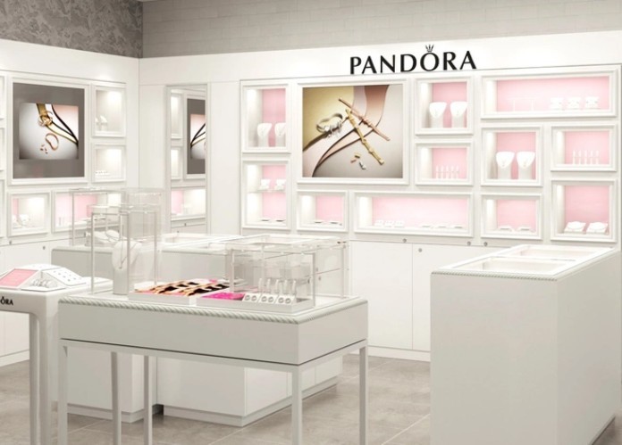 
Thương hiệu quốc tế Pandora đã có mặt tại cửa hàng PNJ
