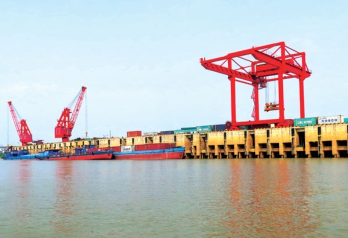 
Công ty Hải Linh còn đứng vững chắc về phương diện cảng biển, vận tải biển
