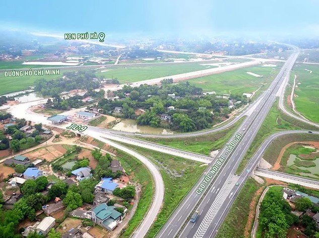 

Hạ tầng kết nối khu công nghiệp Phú Hà và các khu vực lân cân được đầu tư đồng bộ
