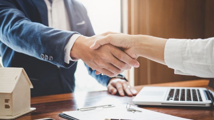 



Cần xem xét chu toàn khi triển khai một công việc mới

