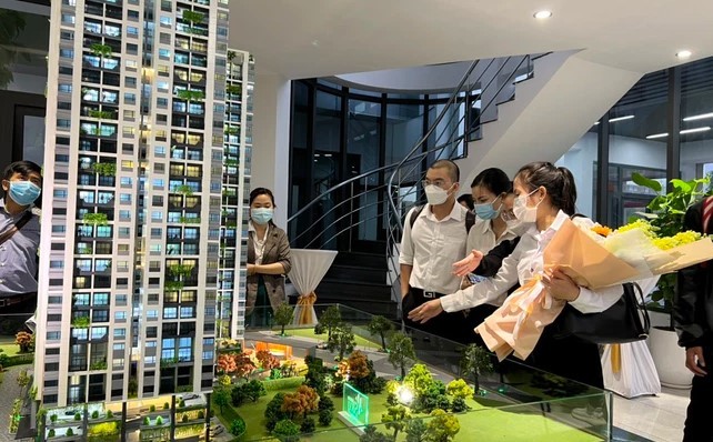 
Cả nguồn cung và lượt quan tâm căn hộ tại phường An BÌnh (Dĩ An, Bình Dương) tăng mạnh mẽ đầu năm 2022. Ảnh: Hạ Vy
